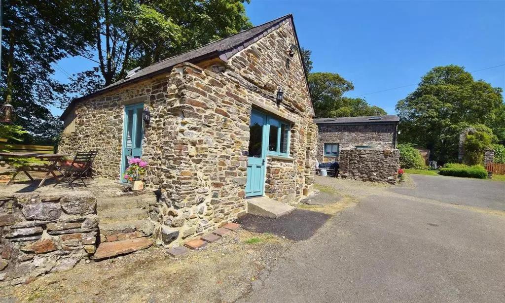 Cuffern Manor *